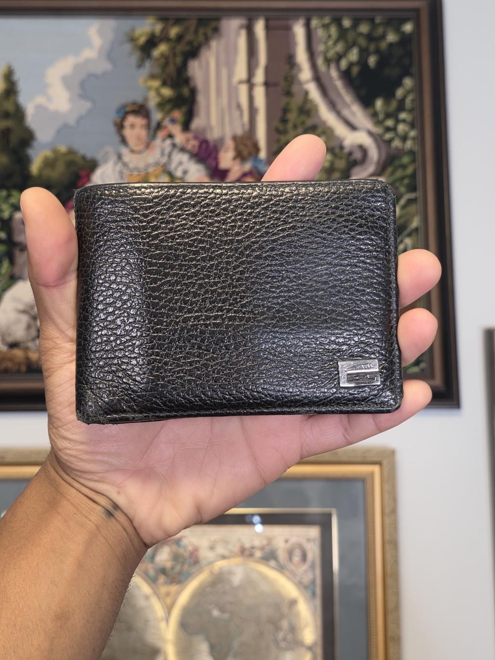 Vintage Gucci Tom Ford Era Black Pebbled Leather Square G Plaque Coin Bifold